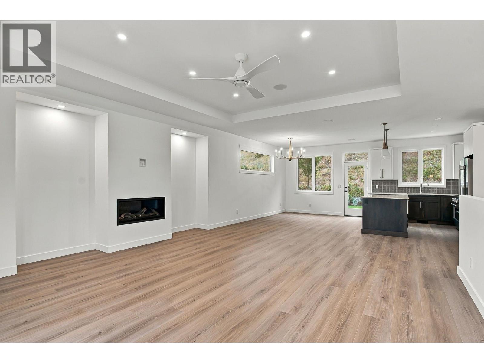 491 Clifton Road N