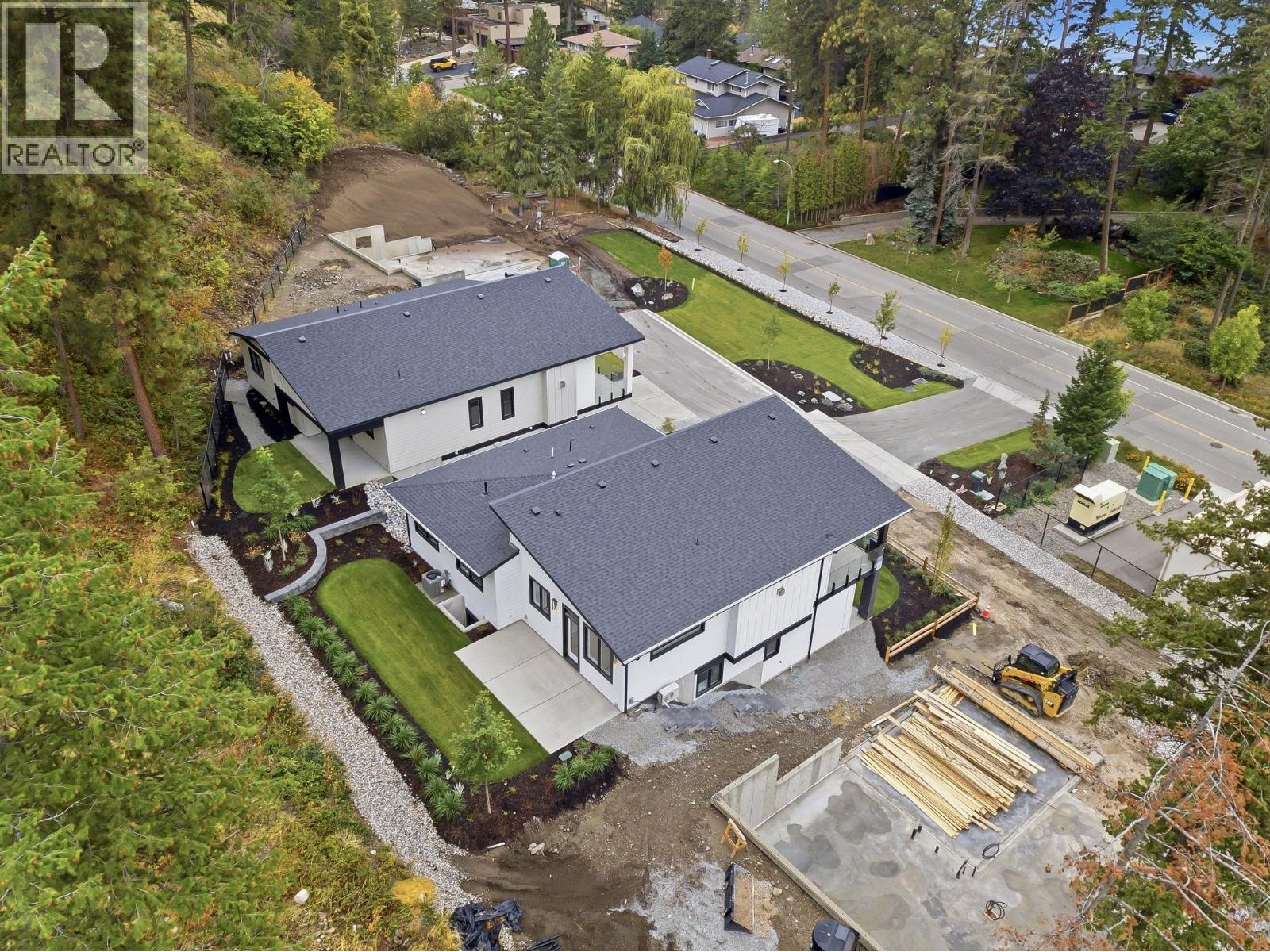 487 Clifton Road N