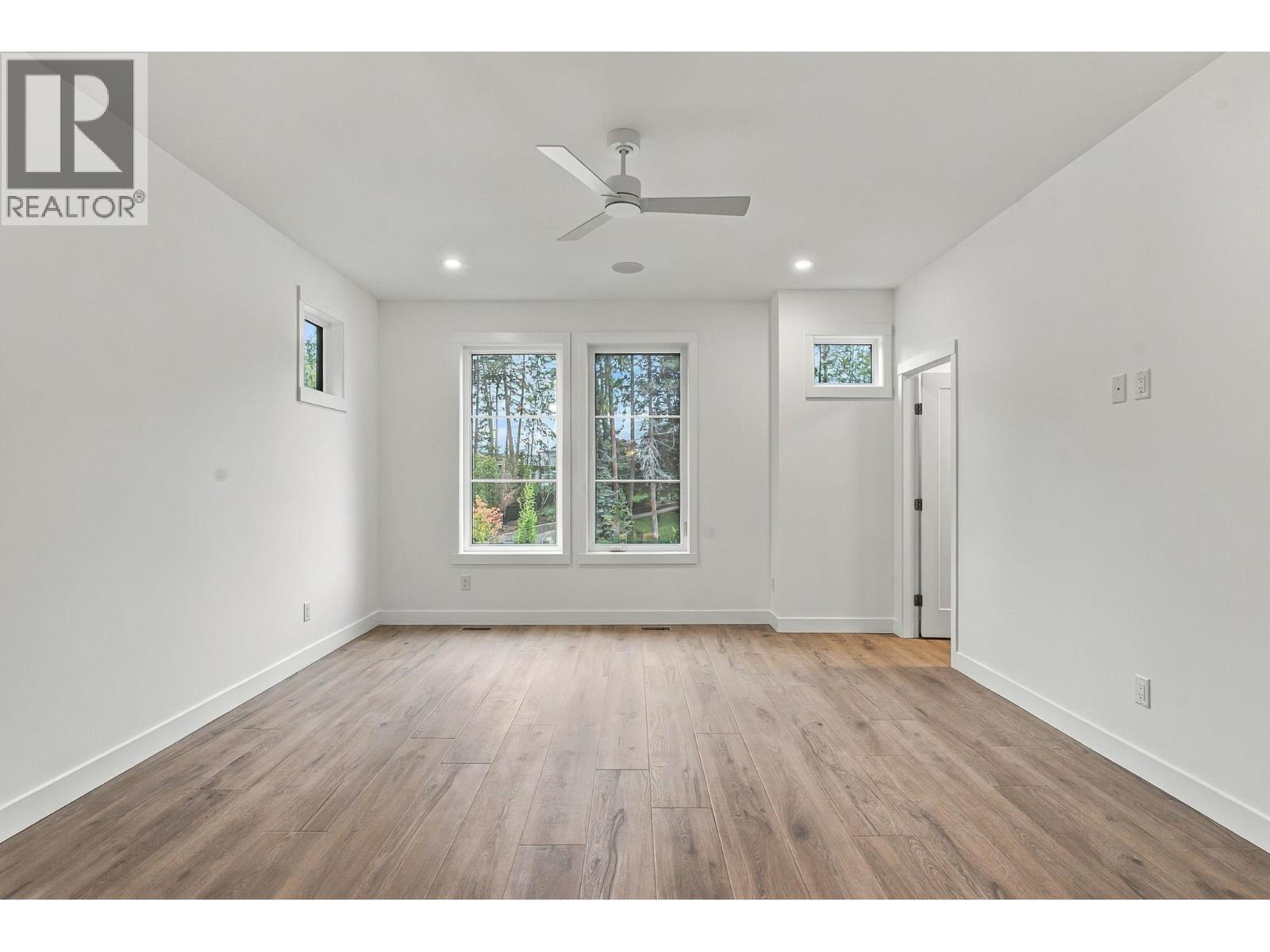 487 Clifton Road N