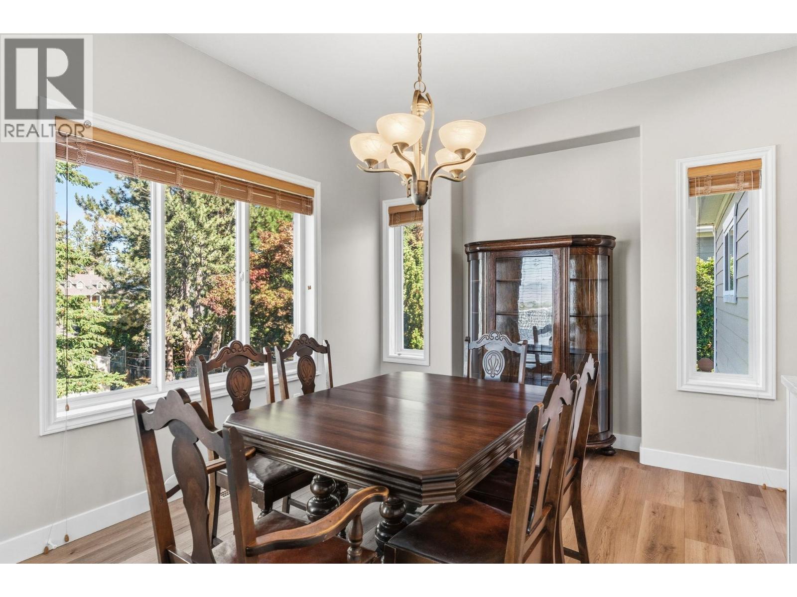 416 Quilchena Drive