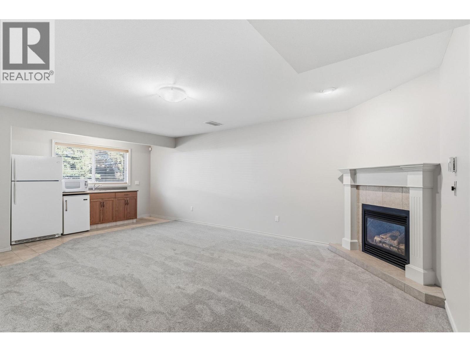 416 Quilchena Drive