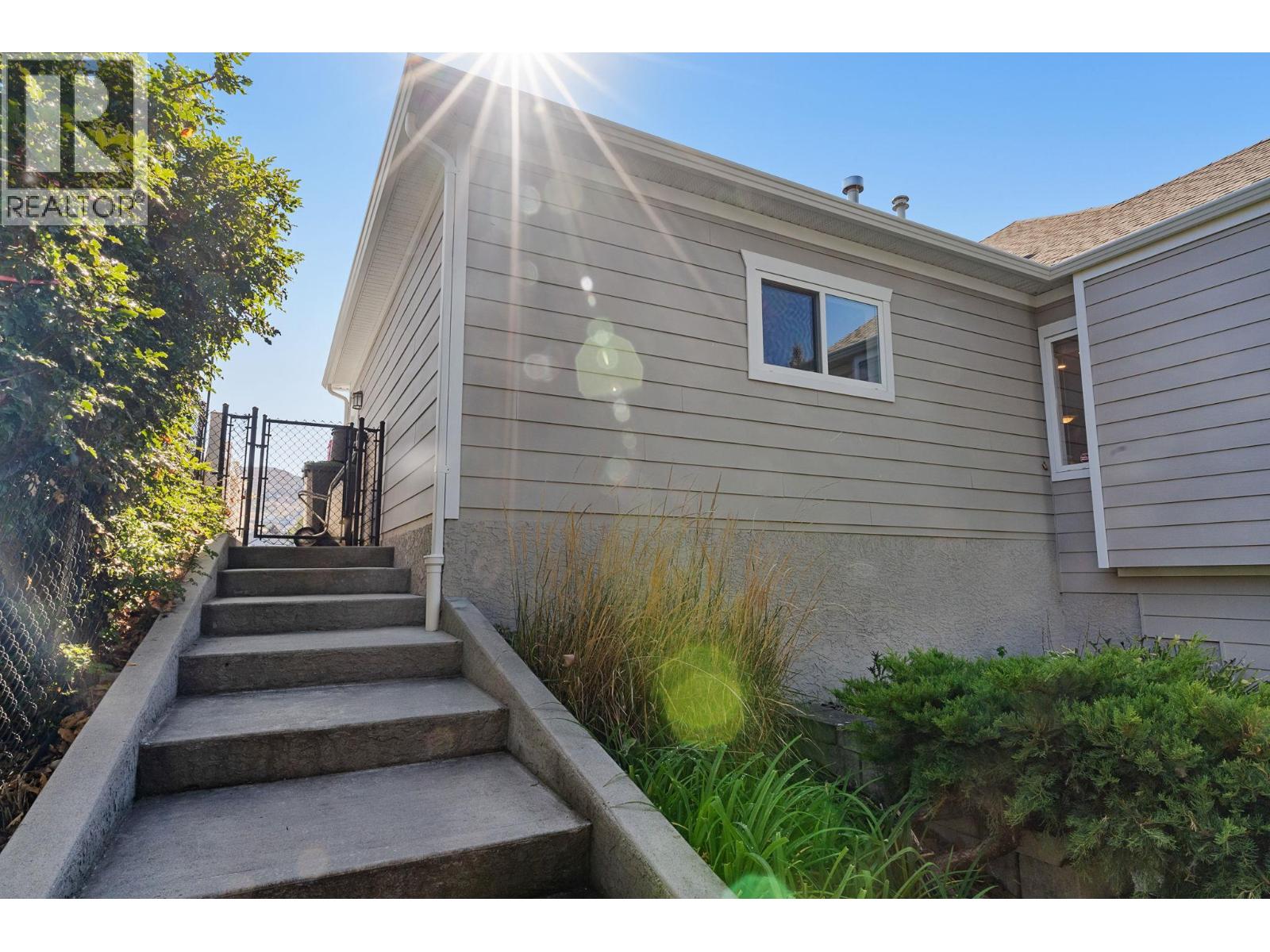 416 Quilchena Drive