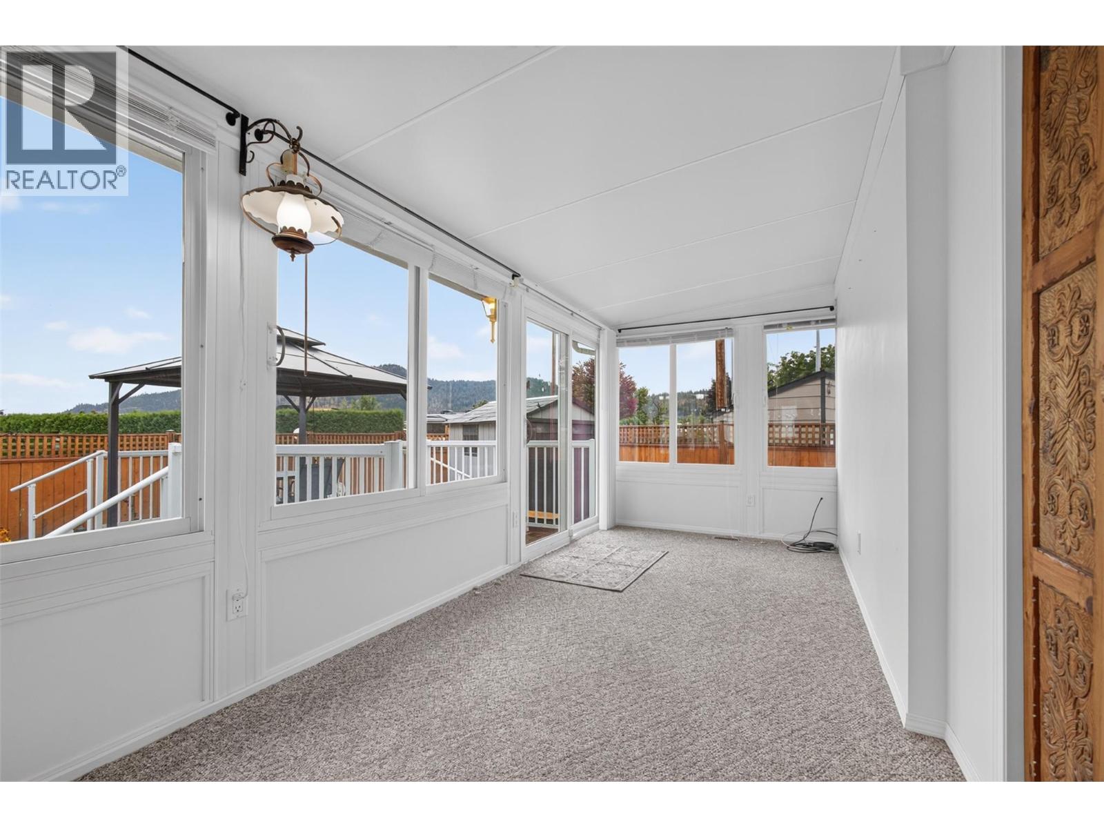 415 Commonwealth Road Unit# 220