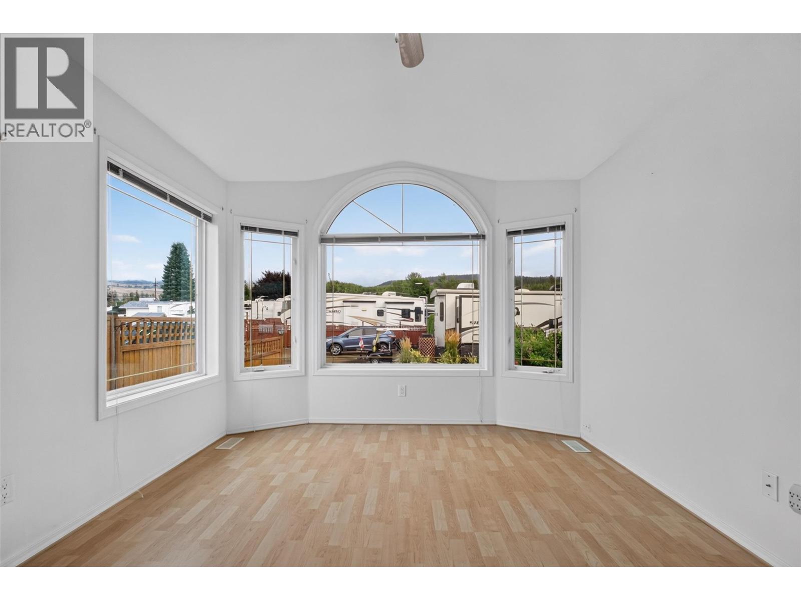 415 Commonwealth Road Unit# 220