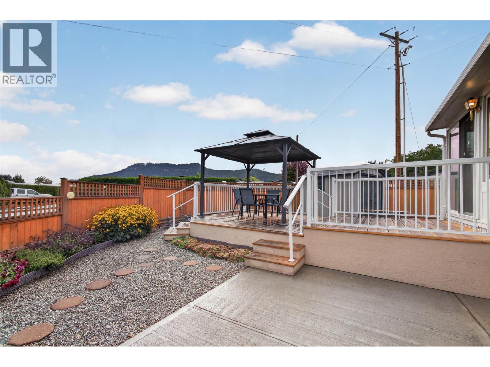 415 Commonwealth Road Unit# 220