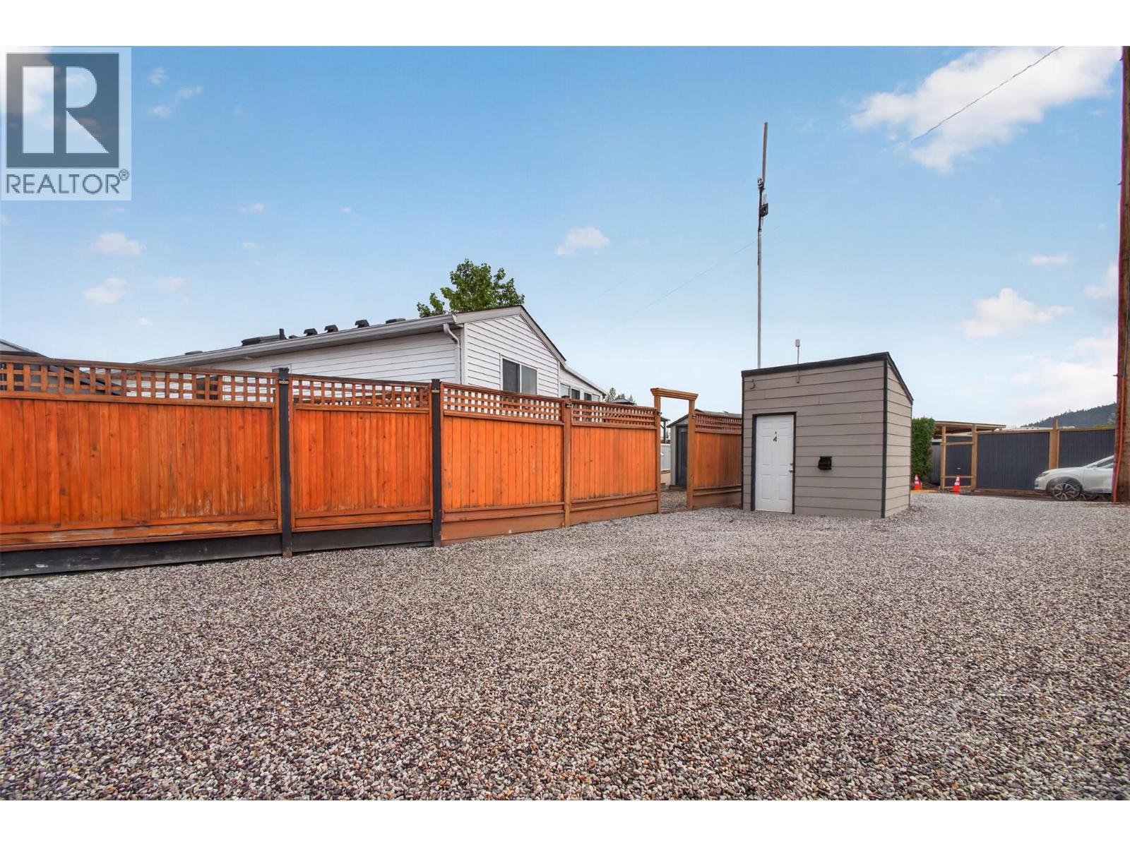 415 Commonwealth Road Unit# 220