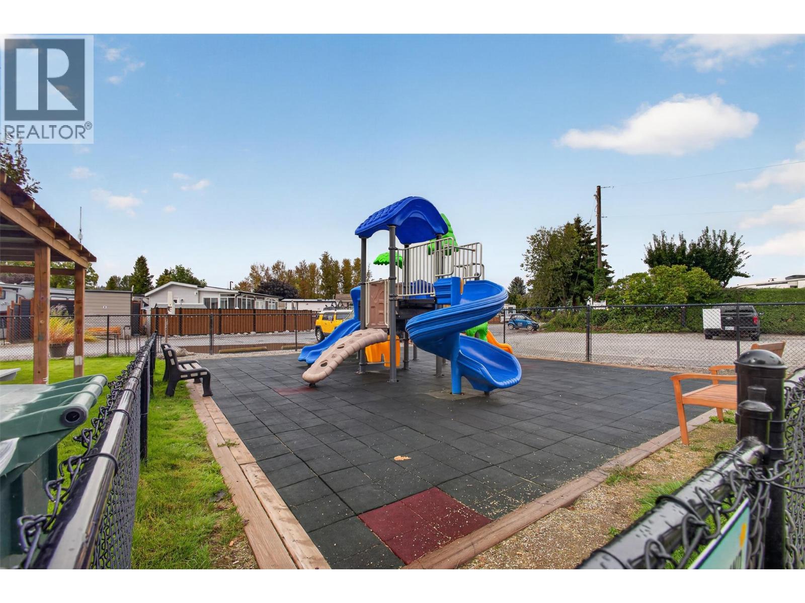 415 Commonwealth Road Unit# 220