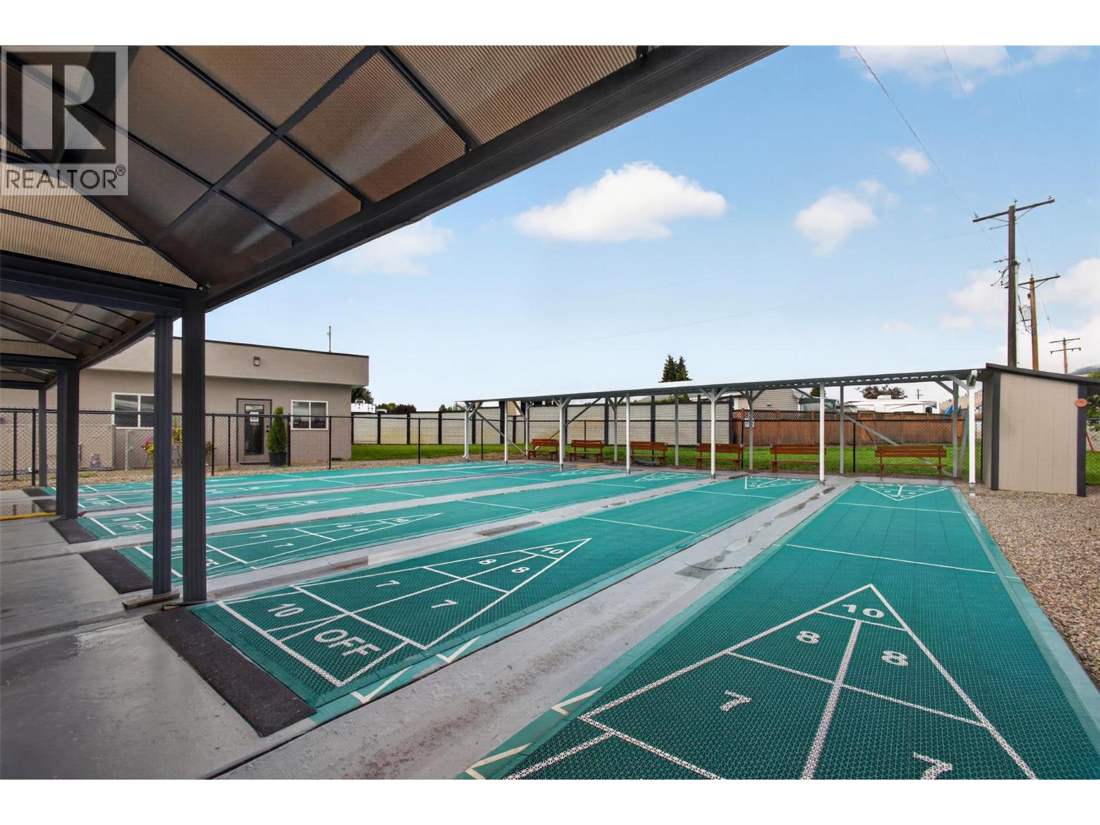 415 Commonwealth Road Unit# 220