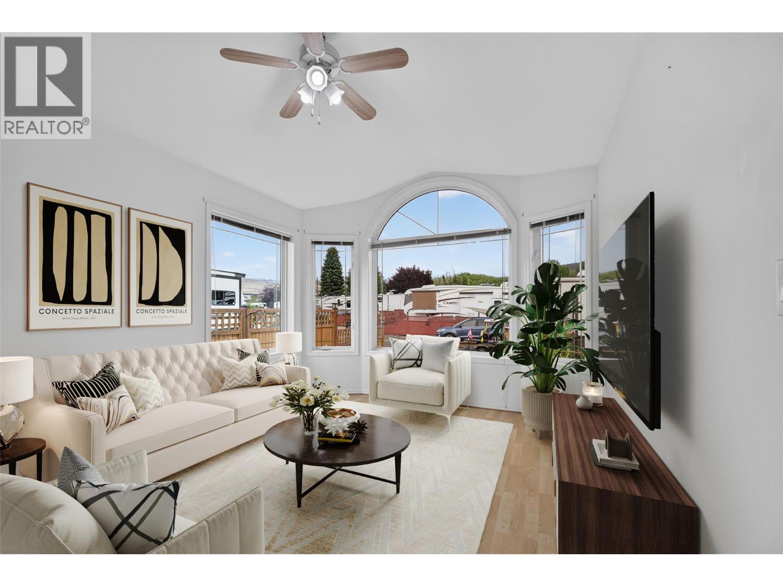 415 Commonwealth Road Unit# 220