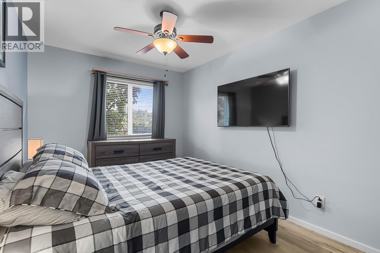 3842 Gordon Drive Unit# 133