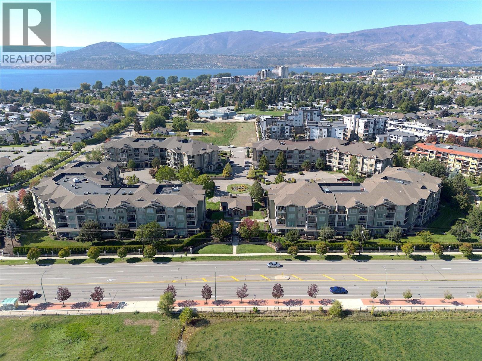 3735 Casorso Road Unit# 105