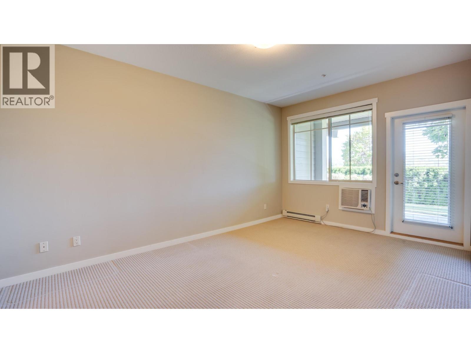 3735 Casorso Road Unit# 105