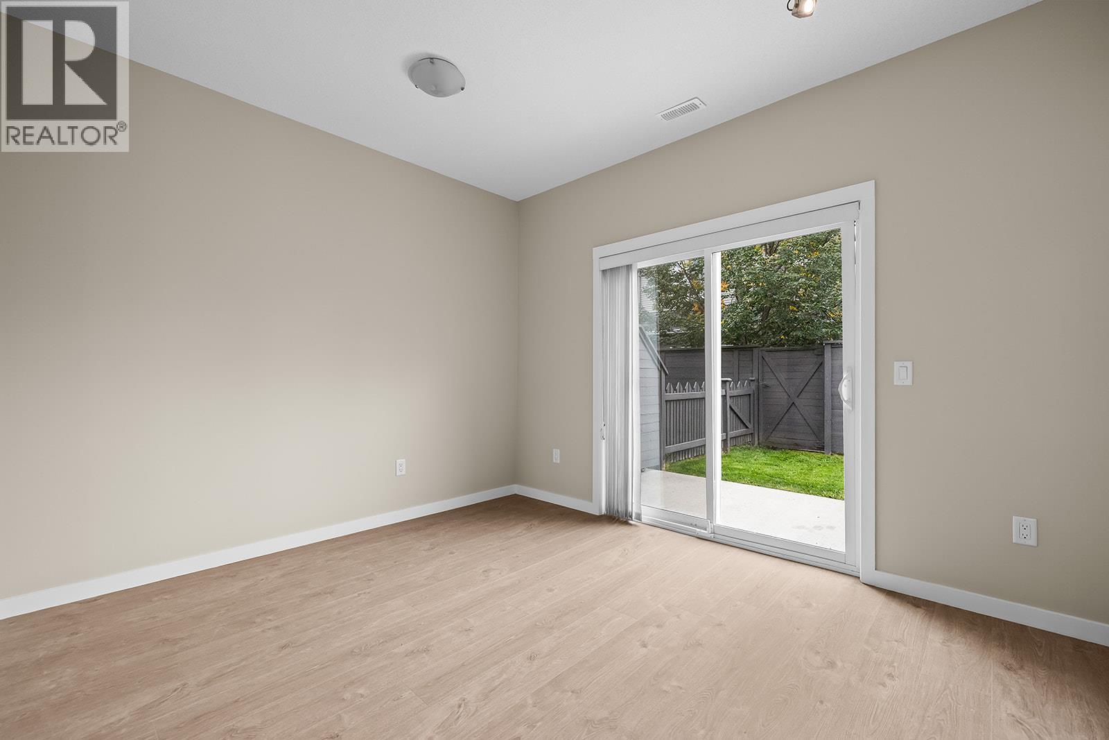 680 Old Meadows Road Unit# 17