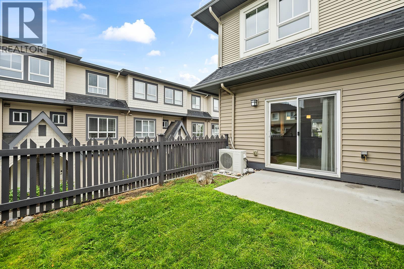 680 Old Meadows Road Unit# 17