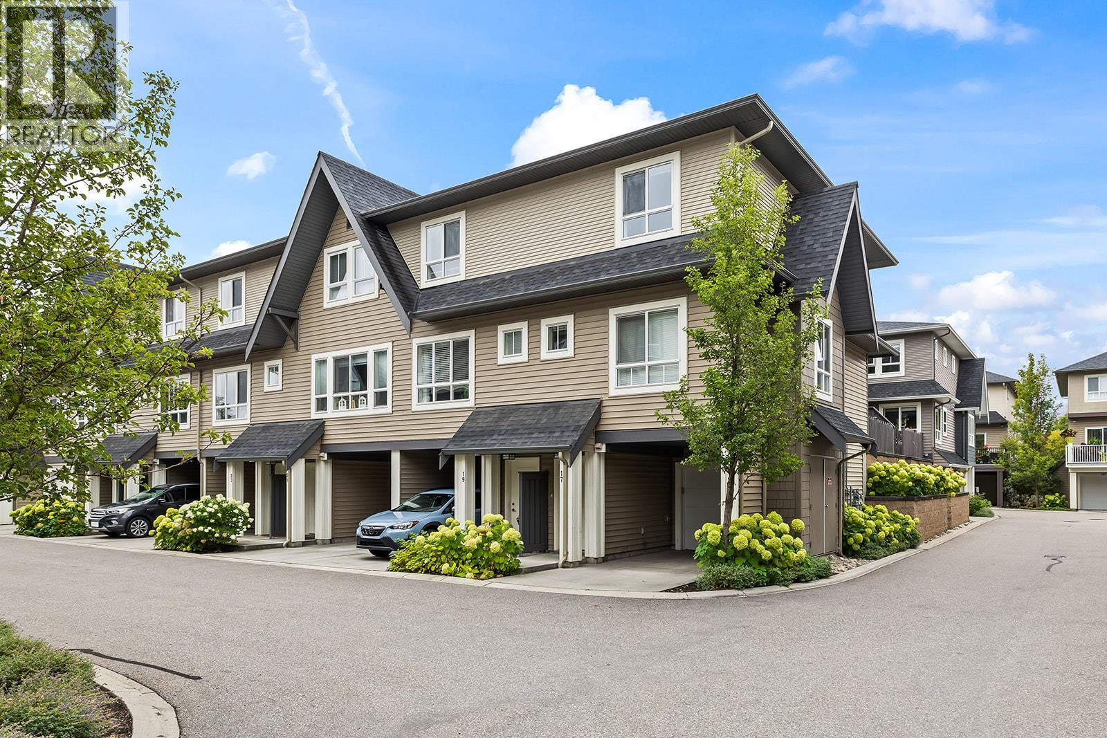 680 Old Meadows Road Unit# 17