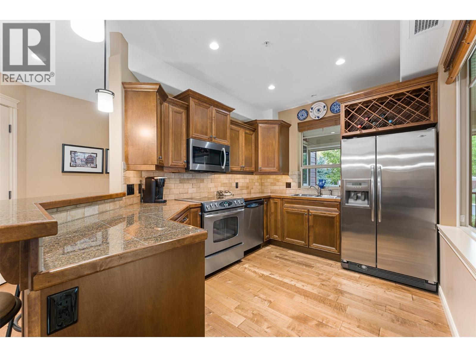 2780 Auburn Road Unit# 203