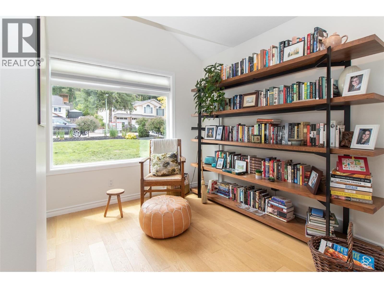 621 Cassiar Road