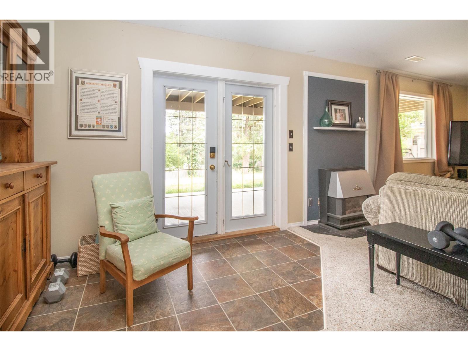 621 Cassiar Road