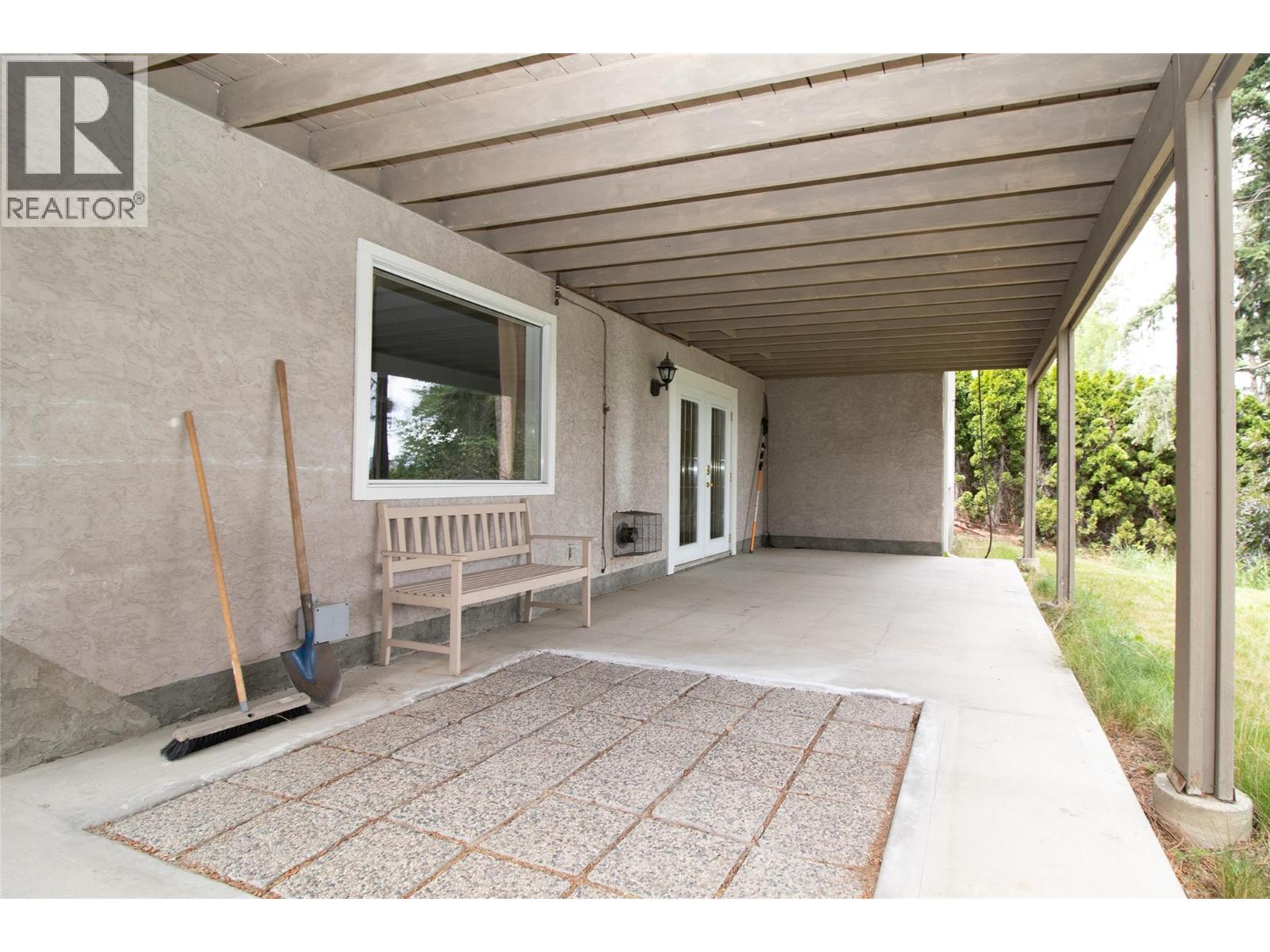 621 Cassiar Road