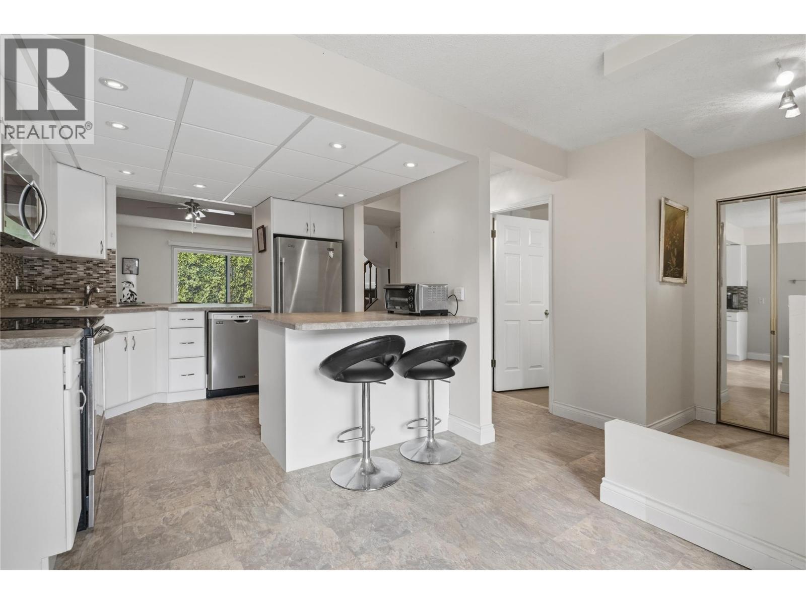 1050 SPRINGFIELD Road Unit# 115