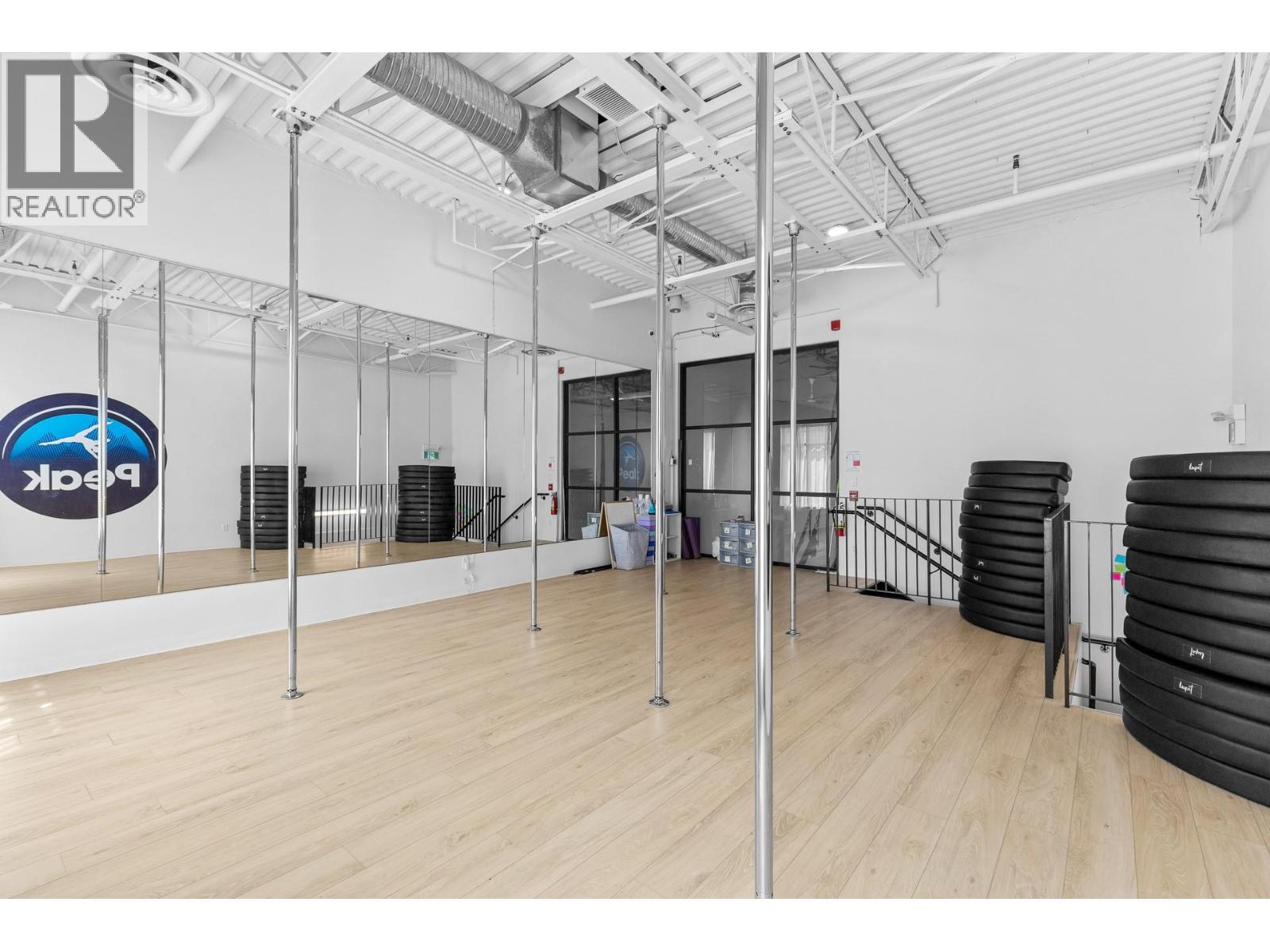 1625 Dilworth Drive Unit# 208