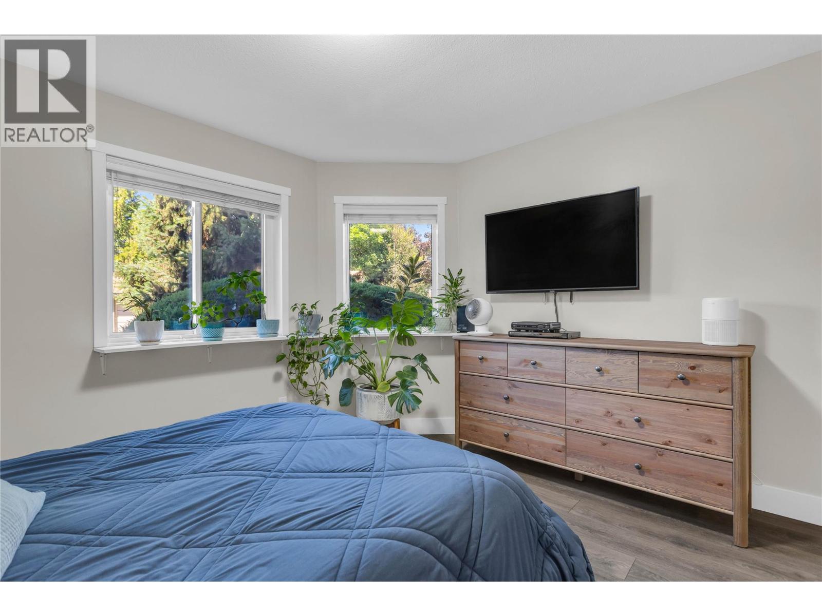 3854 Gordon Drive Unit# 186