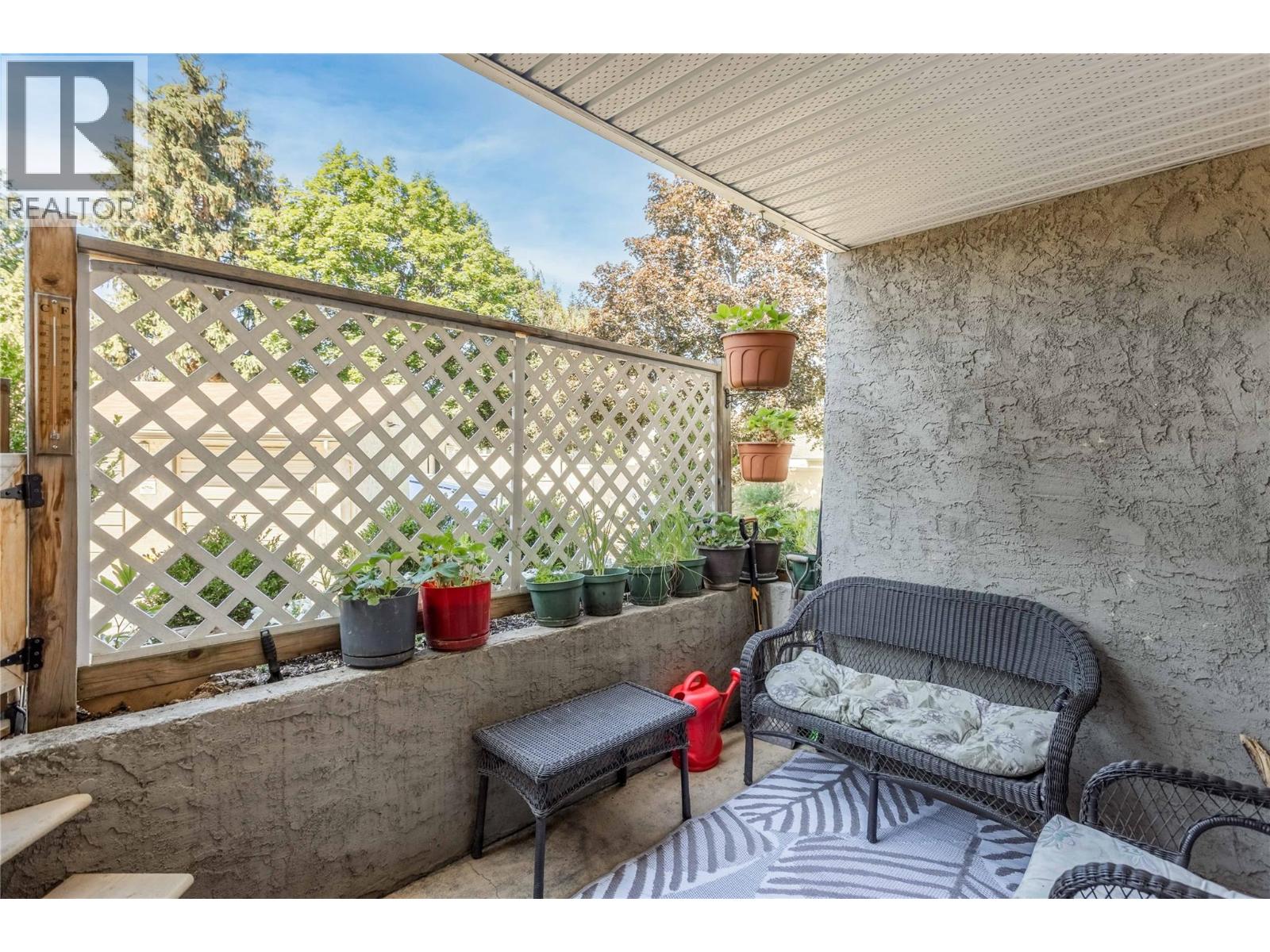 3854 Gordon Drive Unit# 186