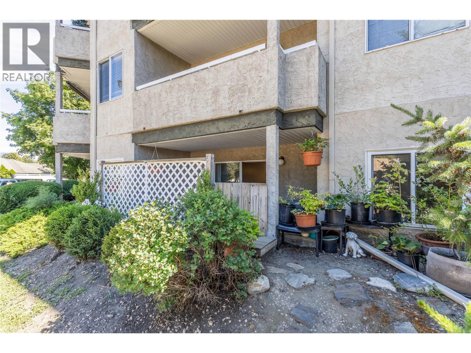 3854 Gordon Drive Unit# 186