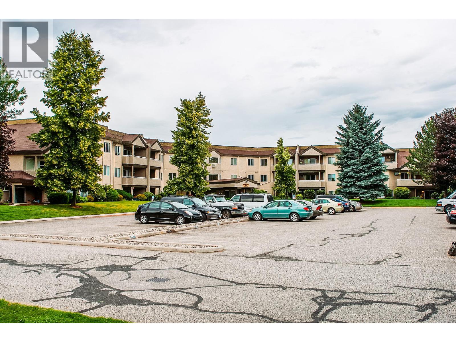 3854 Gordon Drive Unit# 186