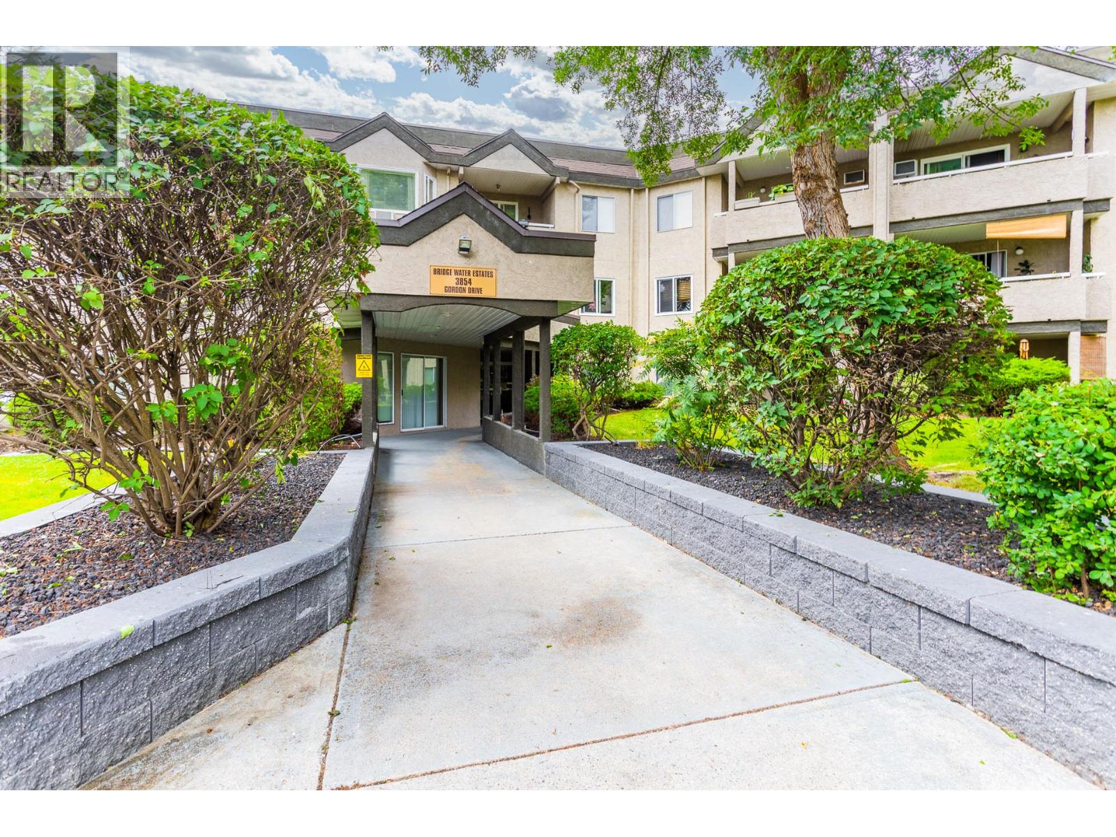 3854 Gordon Drive Unit# 186
