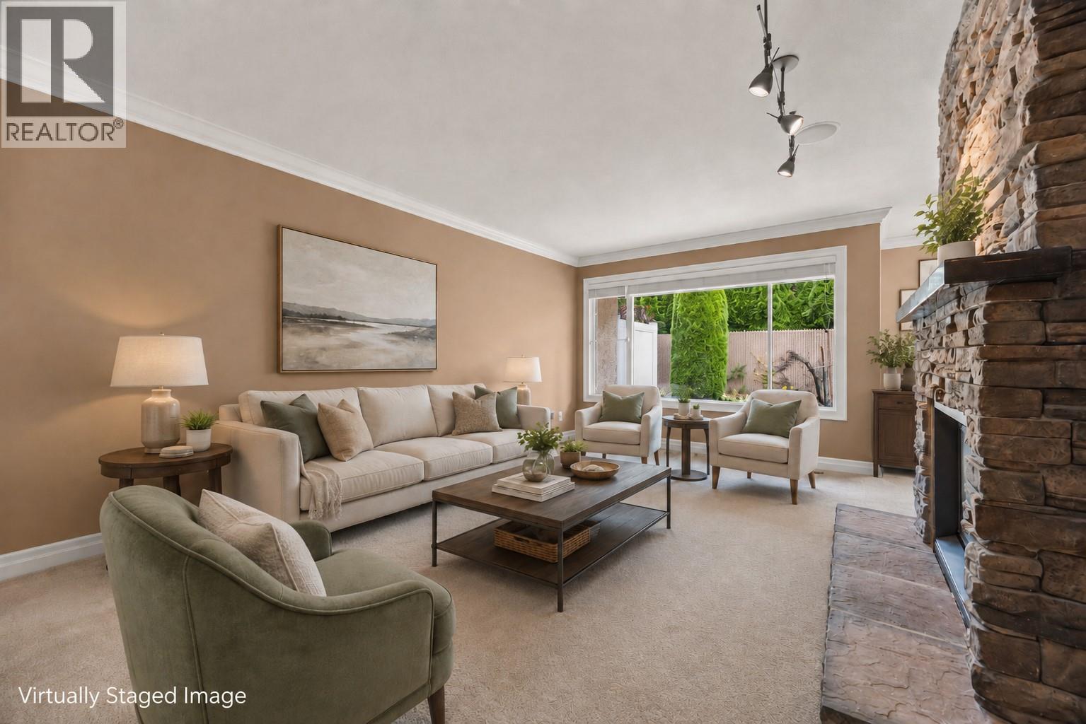 1886 Parkview Crescent Unit# 9
