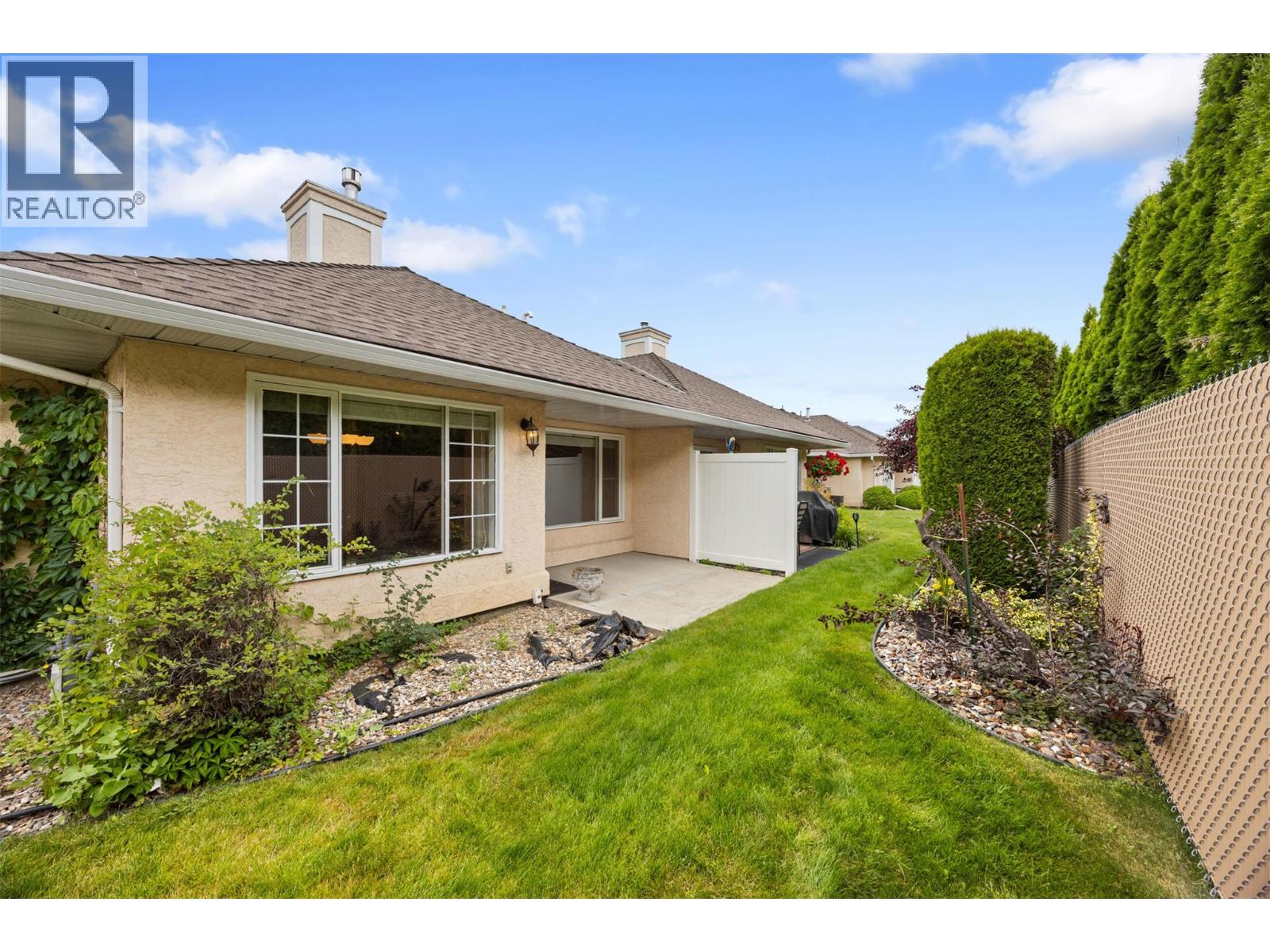 1886 Parkview Crescent Unit# 9