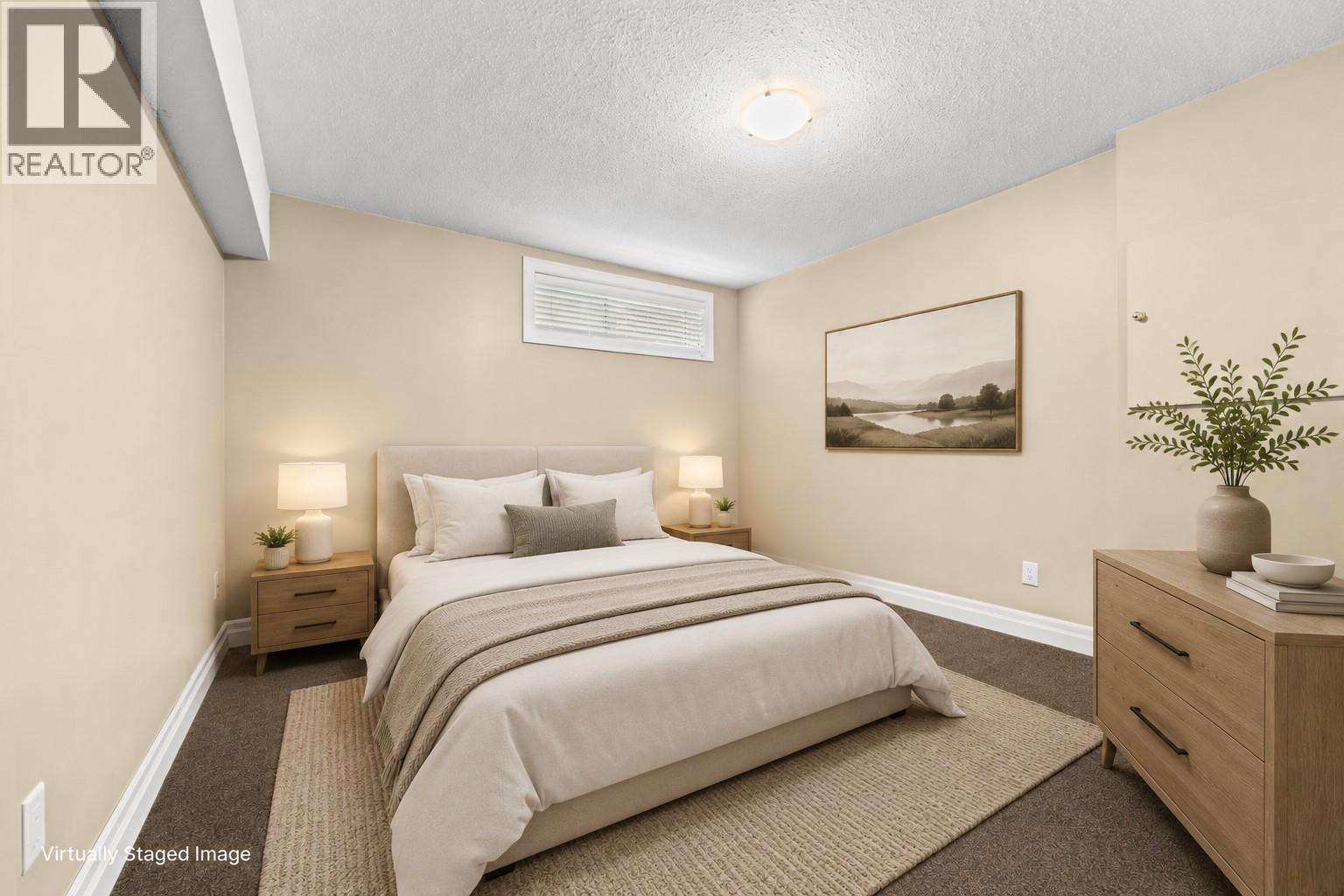 1886 Parkview Crescent Unit# 9