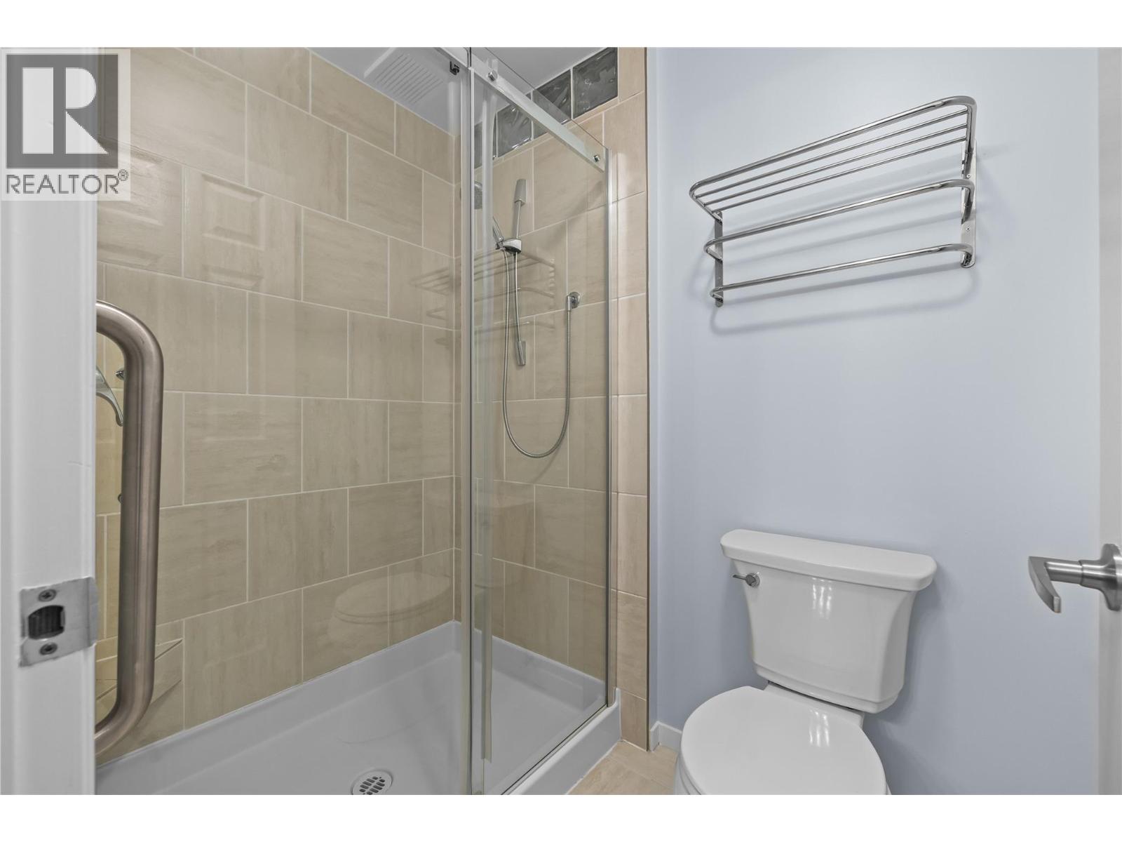 3370 Casorso Road Unit# 15