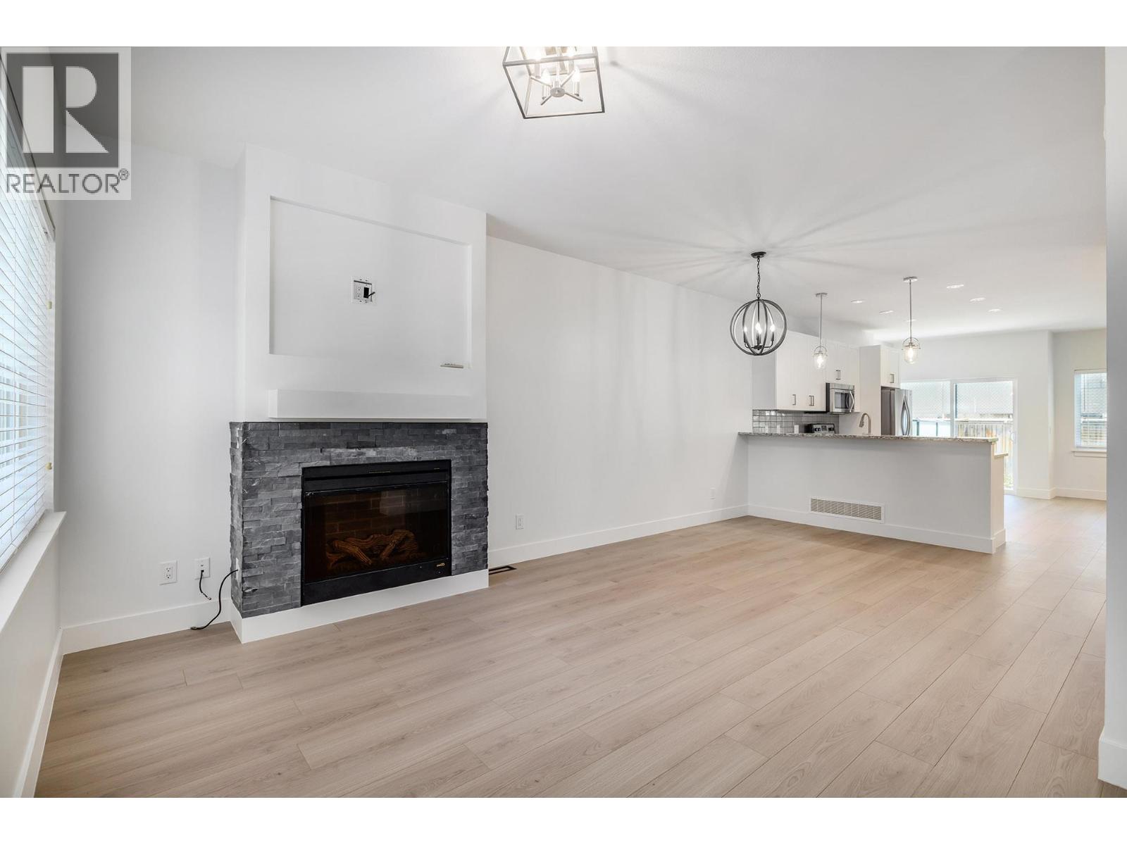 600 Sherwood Road Unit# 54