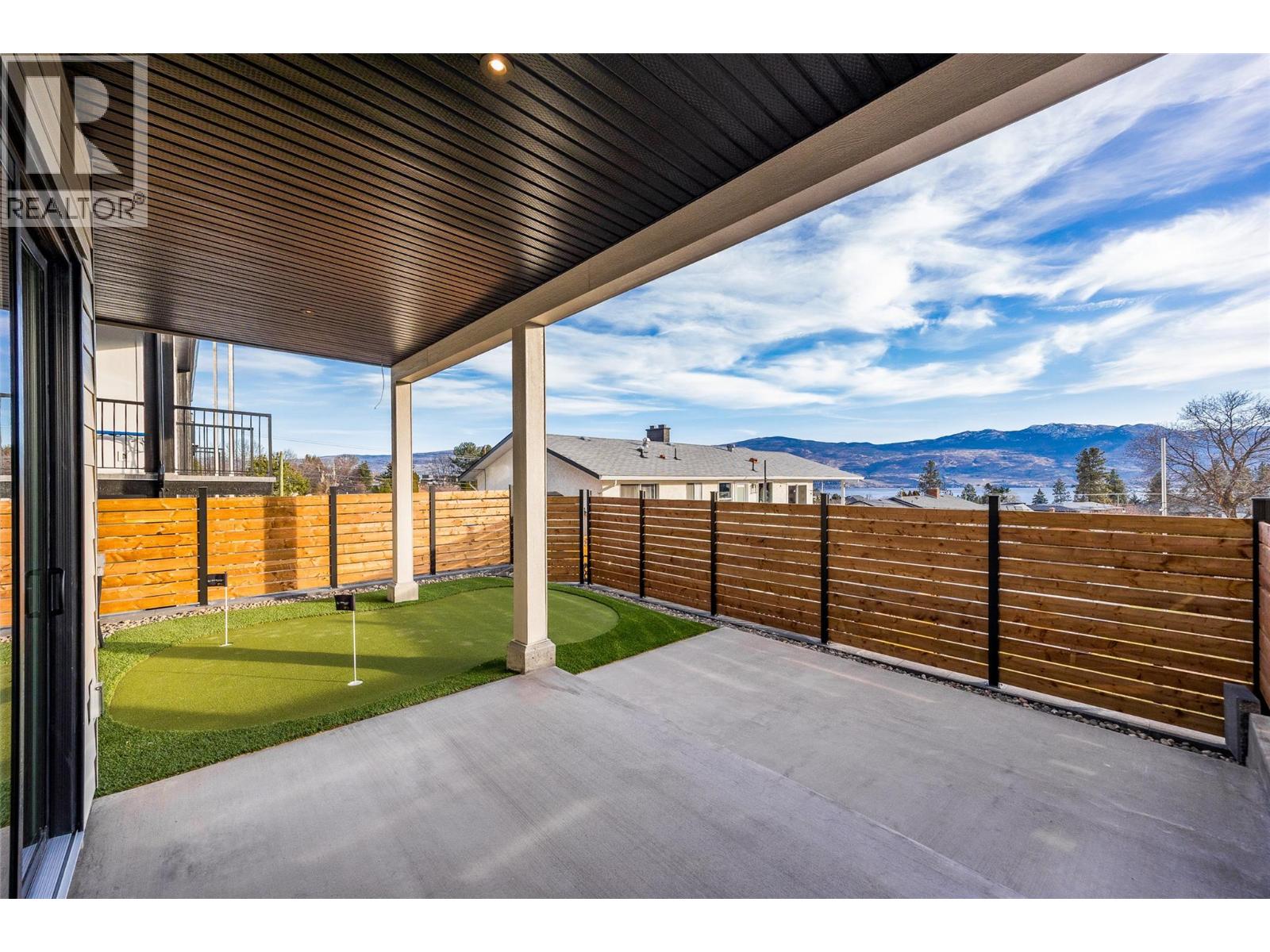 1027 Kitson Court