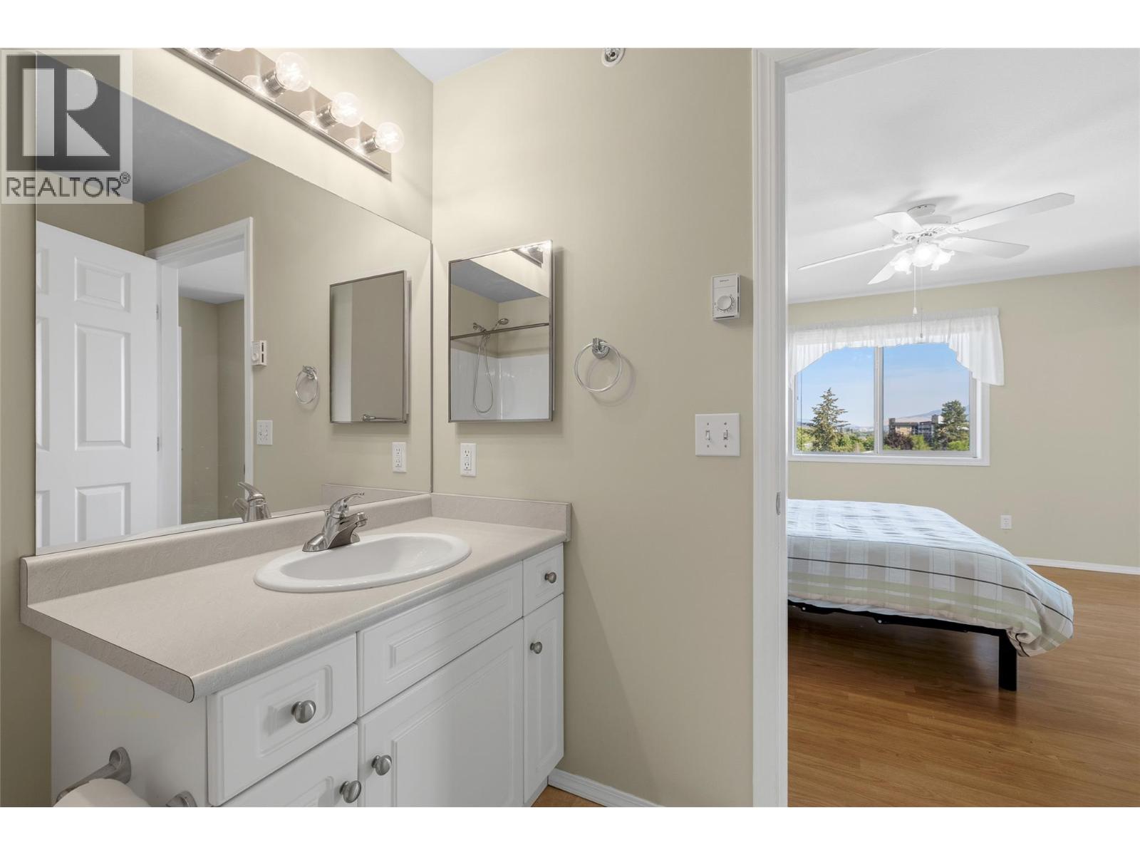 265 Froelich Road Unit# 401