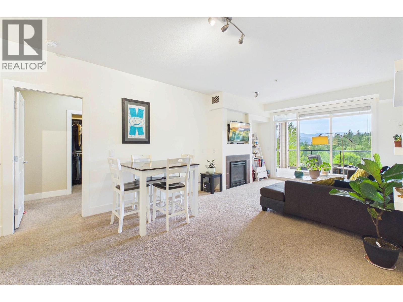 2532 Shoreline Drive Unit# 317
