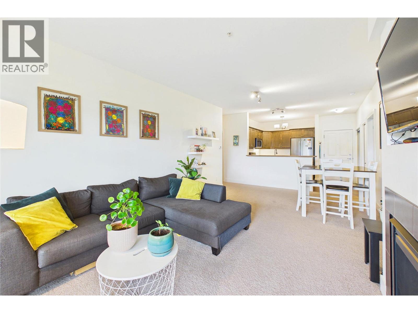 2532 Shoreline Drive Unit# 317
