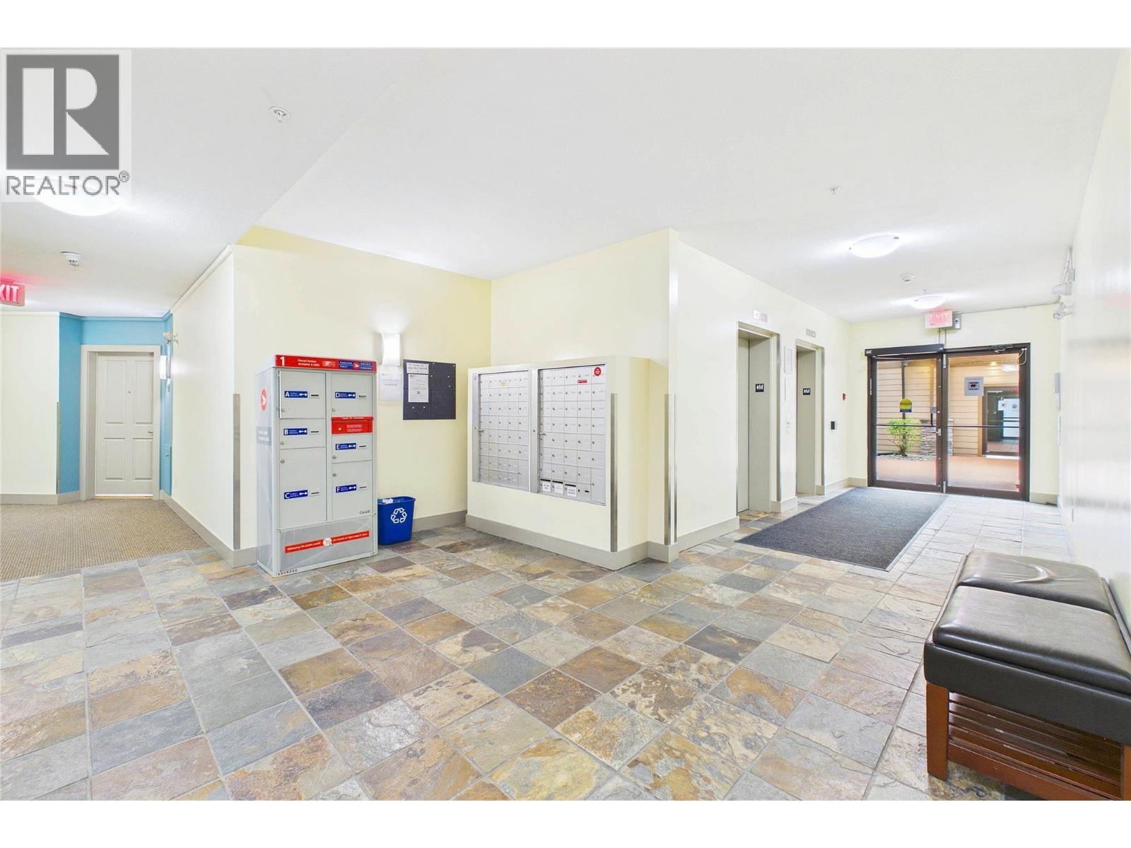 2532 Shoreline Drive Unit# 317