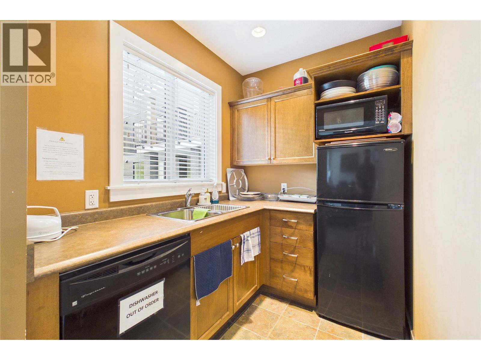 2532 Shoreline Drive Unit# 317