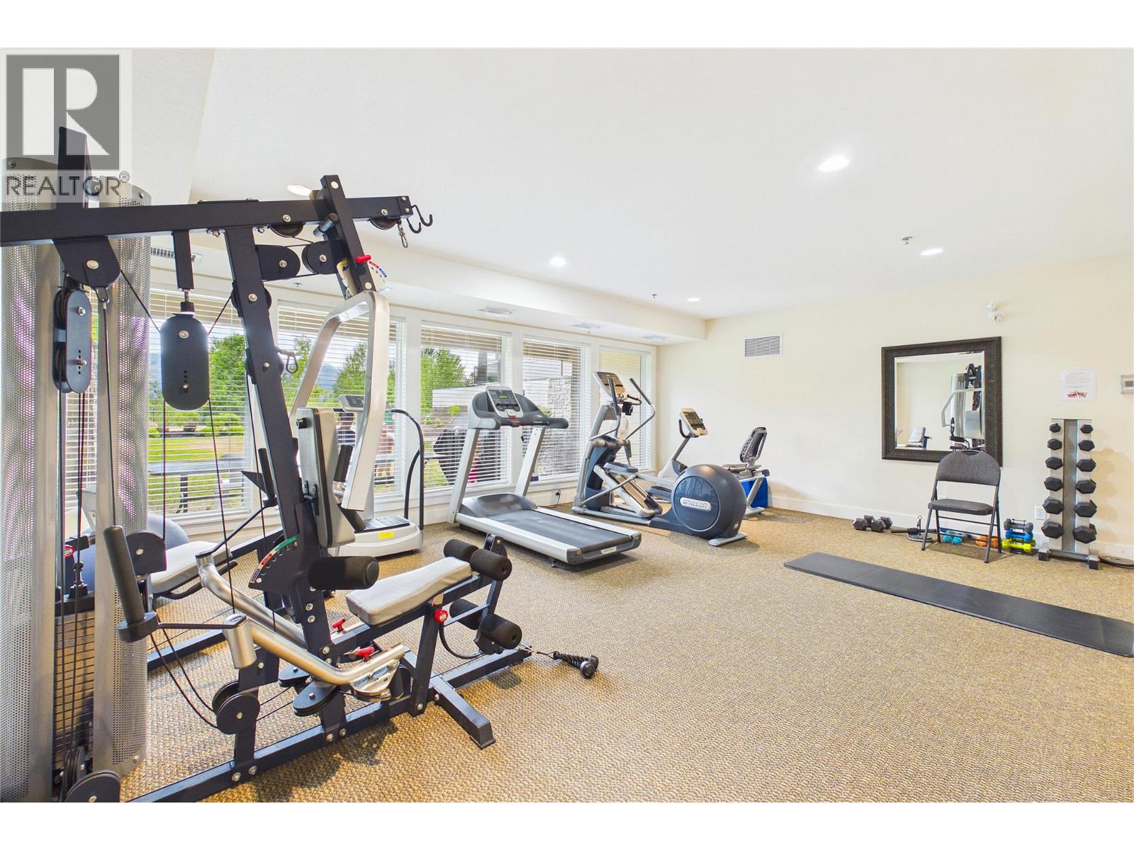 2532 Shoreline Drive Unit# 317