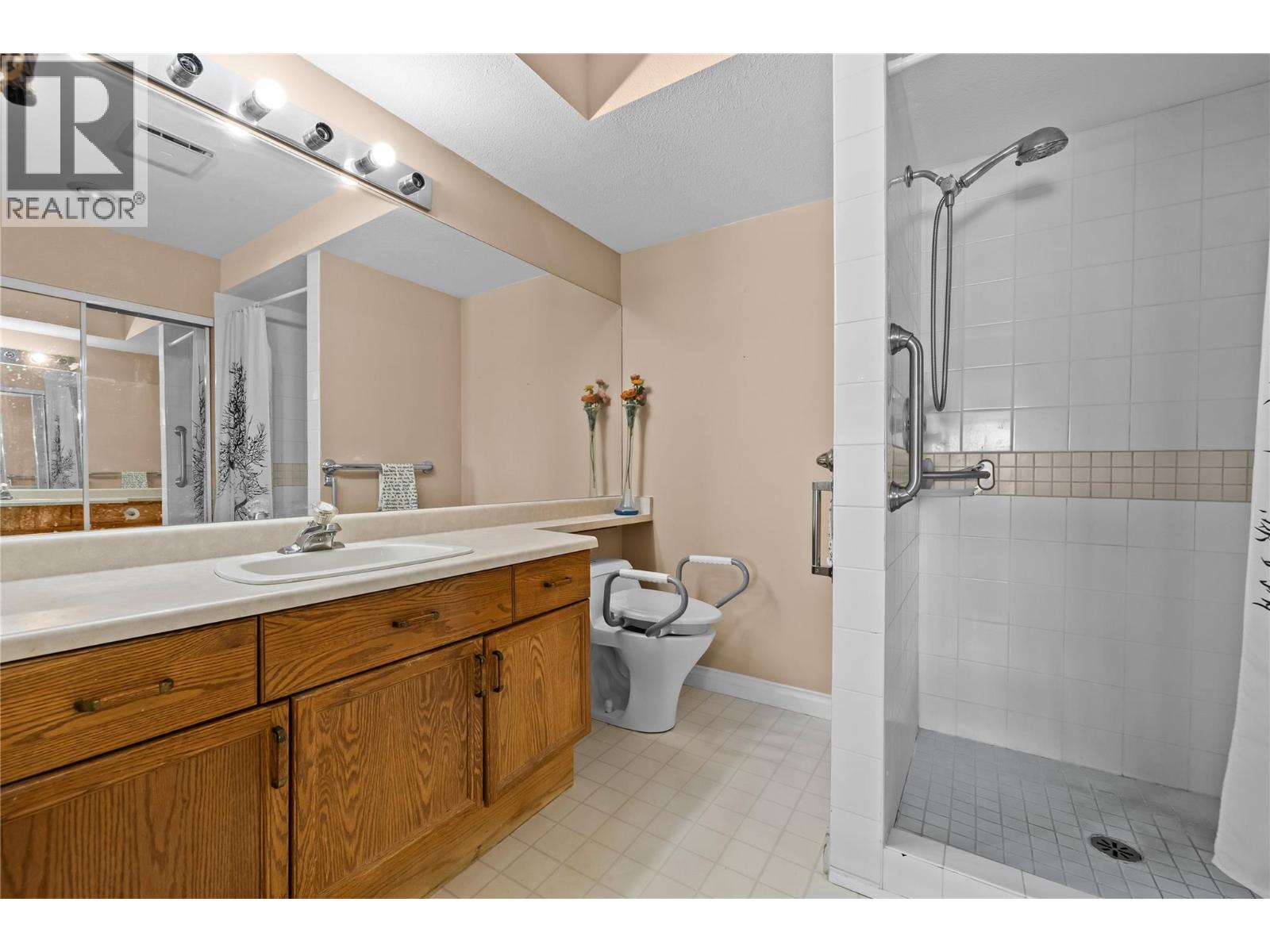 3815 Brown Road Unit# 107
