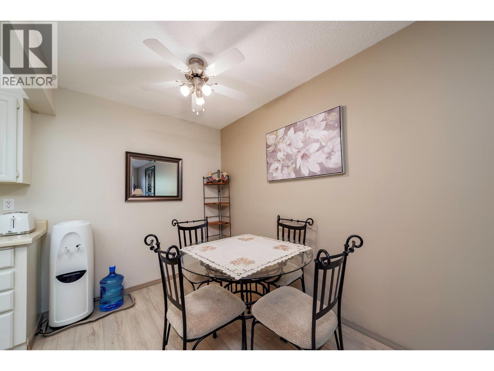 2085 Gordon Drive Unit# 211