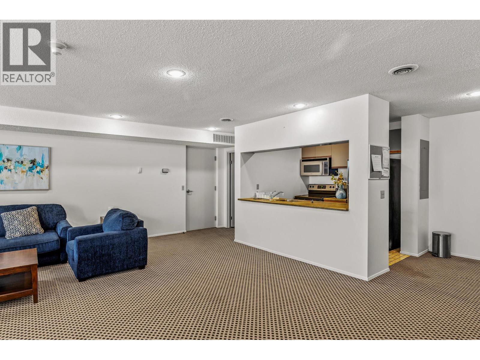737 Leon Avenue Unit# 1205