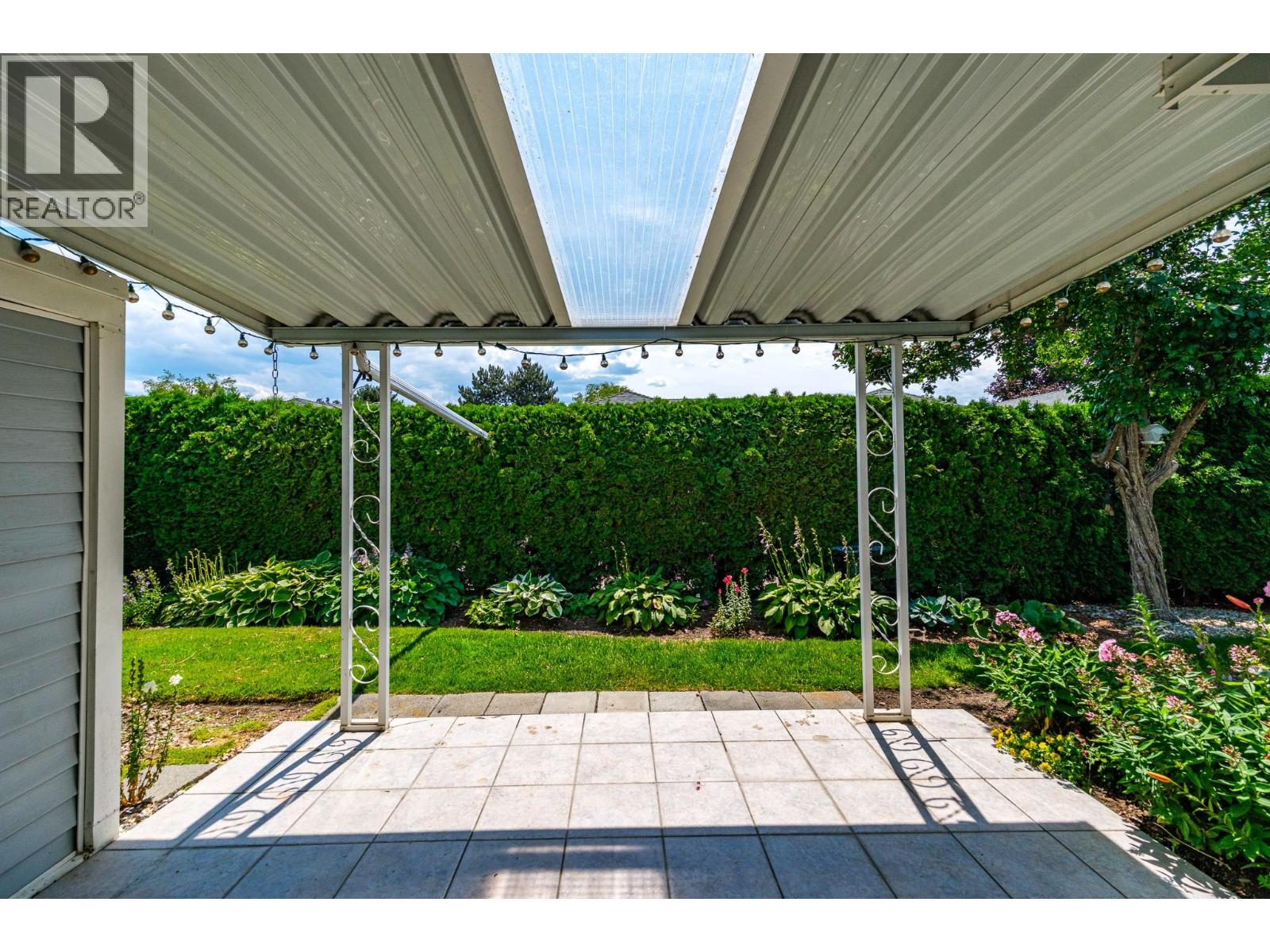 3370 Casorso Road Unit# 21