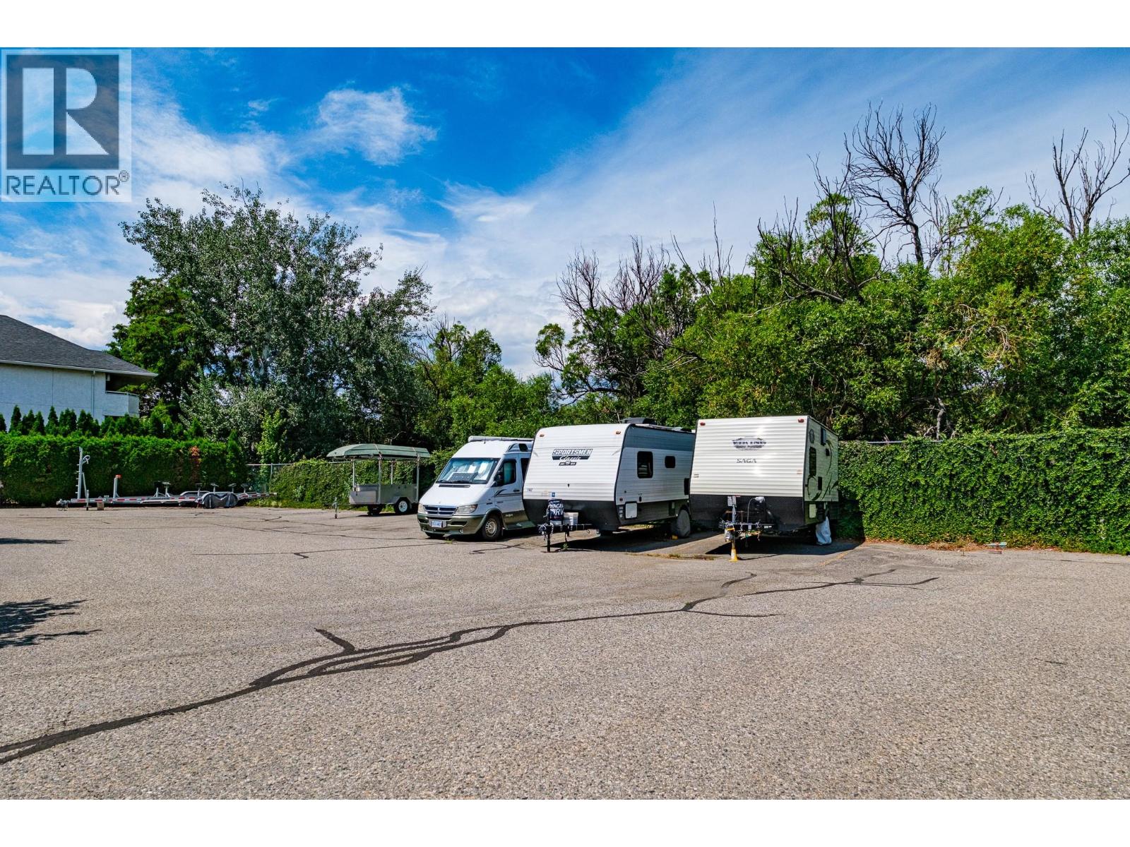 3370 Casorso Road Unit# 21