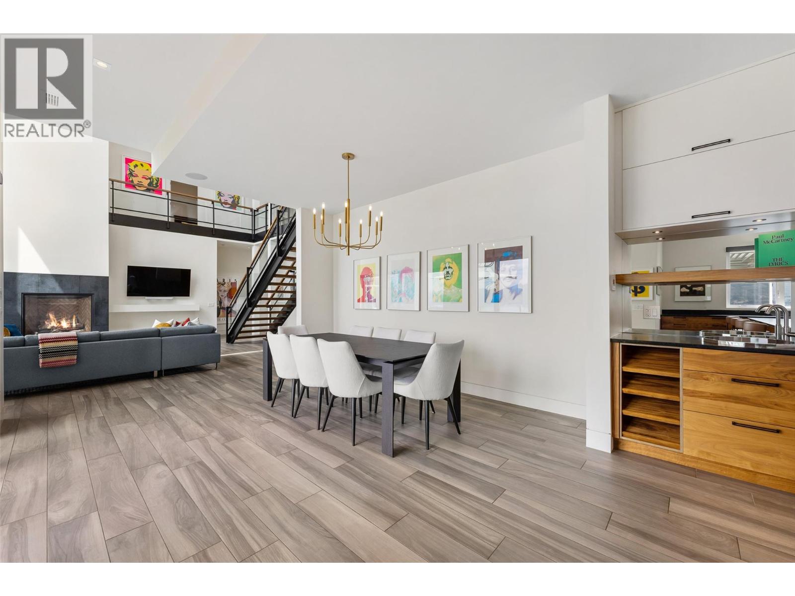 1384 Pinot Noir Drive