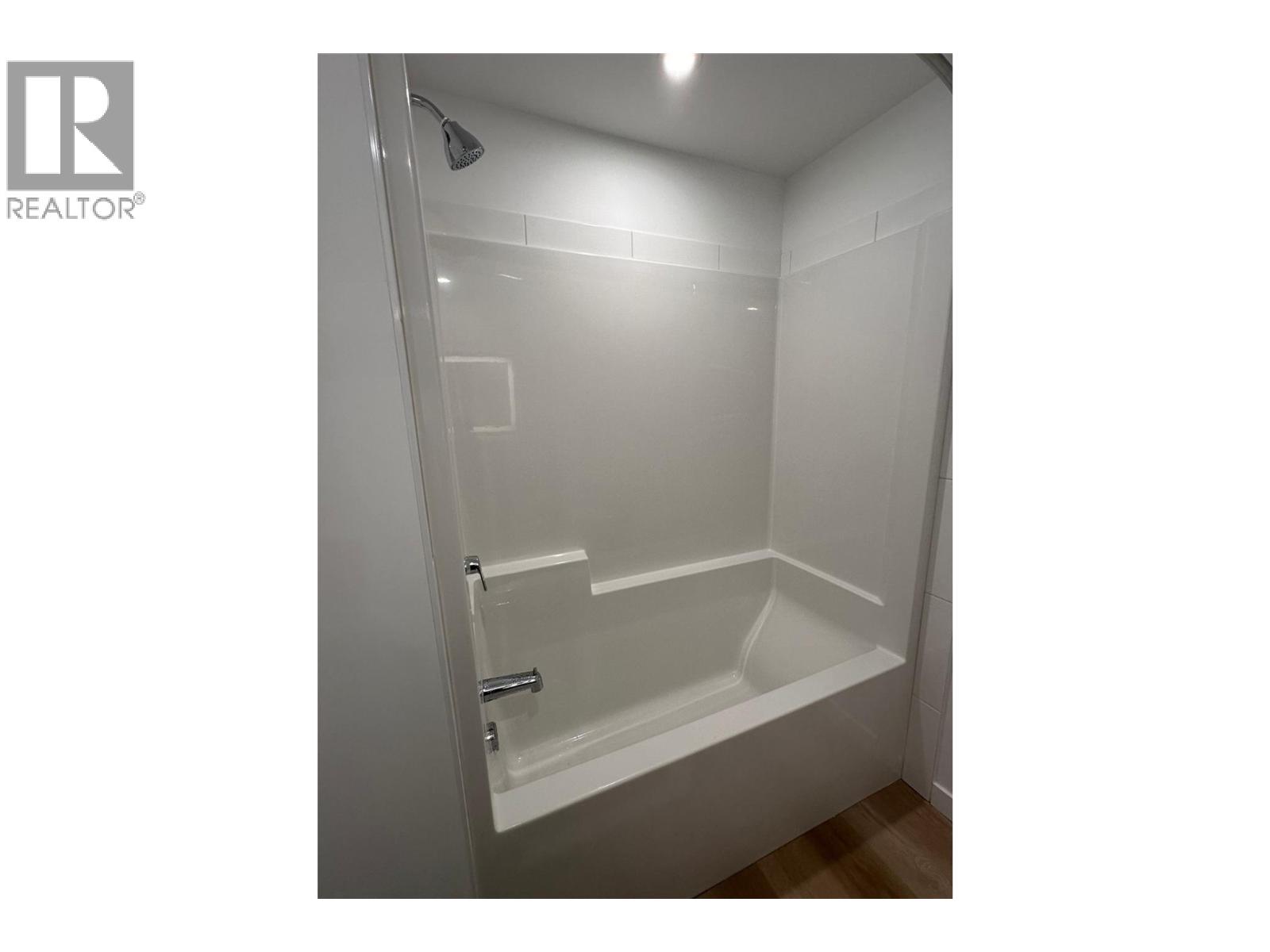1274 Devonshire Avenue Unit# 443