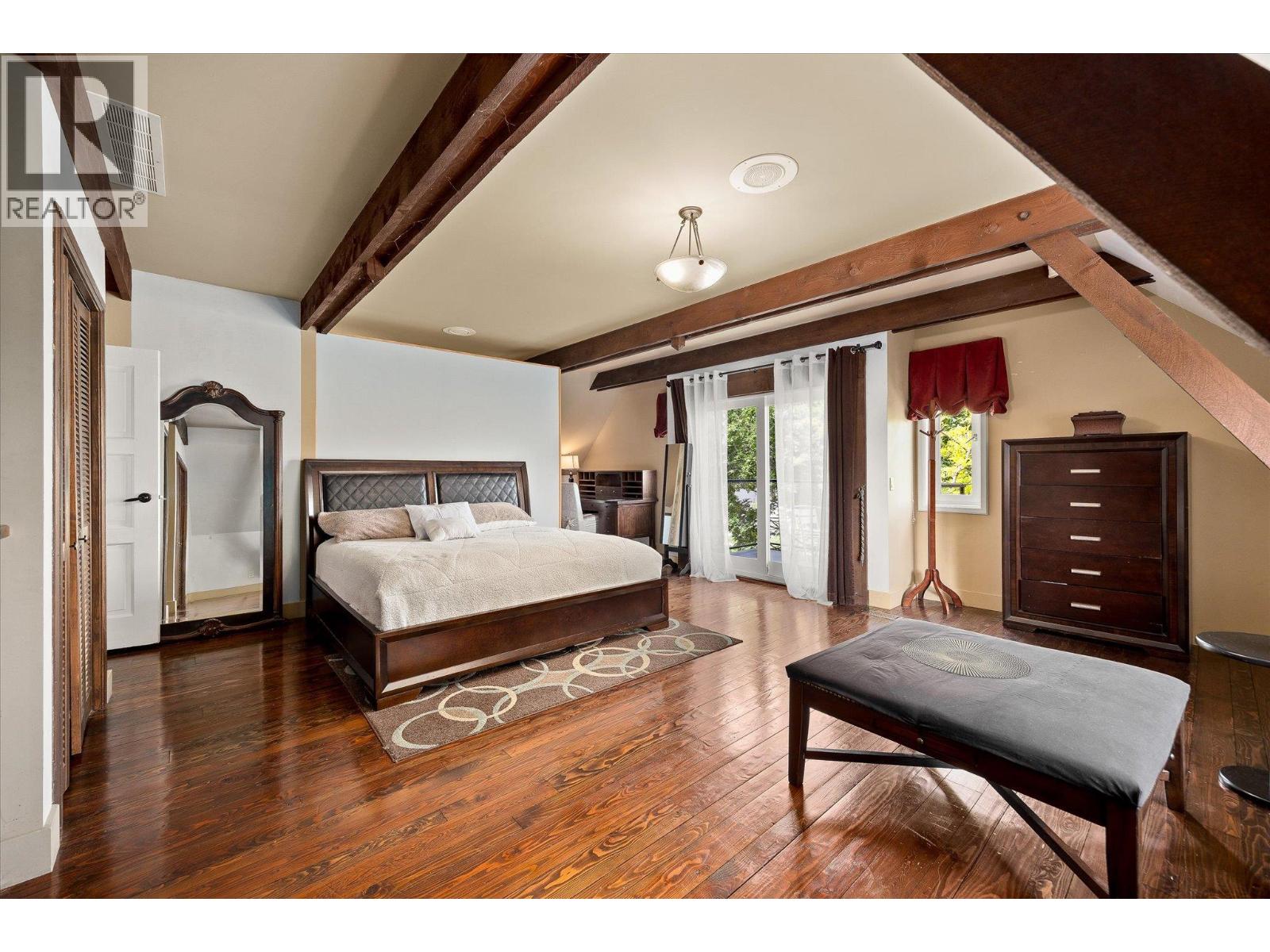 3105 Thacker Drive Unit# 7
